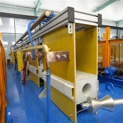 Linie de producție de călire și revenire a tratamentului termic prin inducție